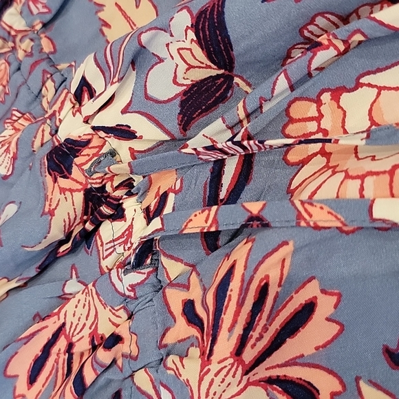 Floral romper - Picture 3 of 3